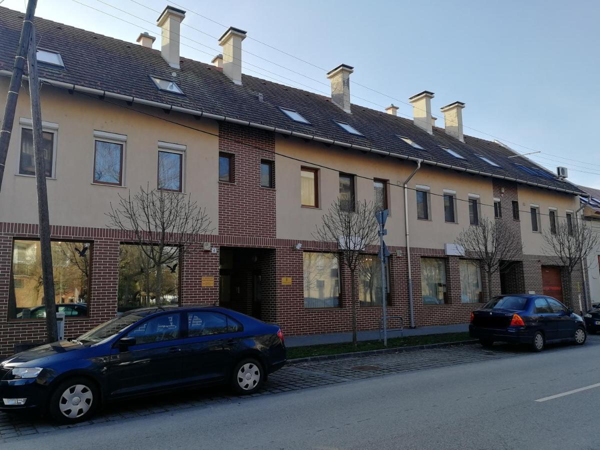 Blue Apartman Makó Exterior foto